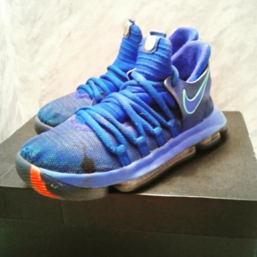 Nike Zoom KD10 "City Edition" Chinatown GS 5y womens 6.5 Kevin Durant 918365-402